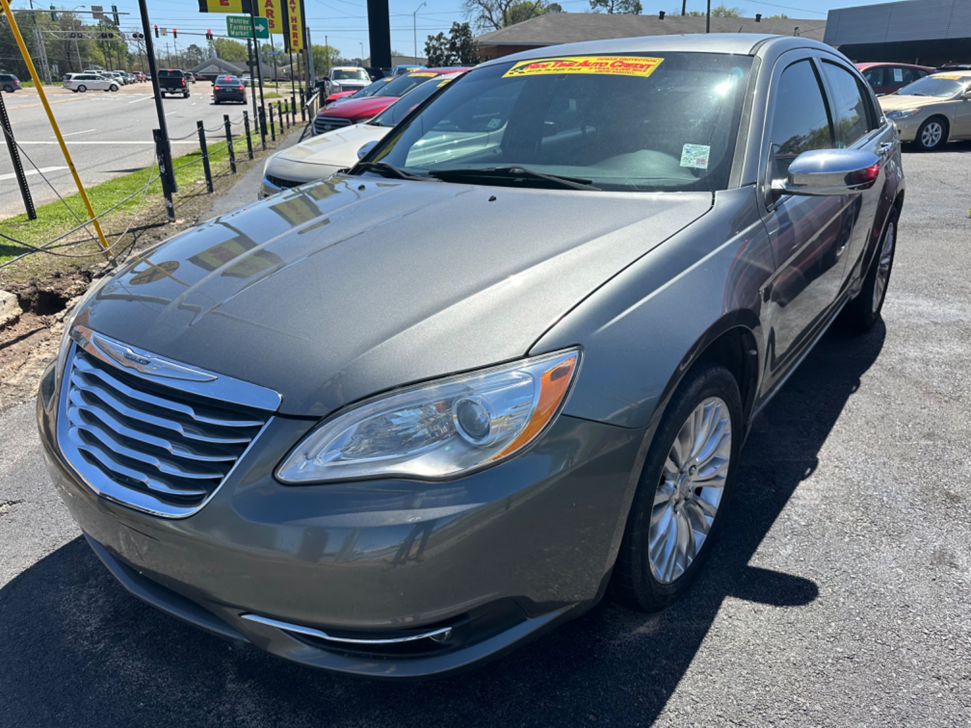 photo of 2011 Chrysler 200 Limited